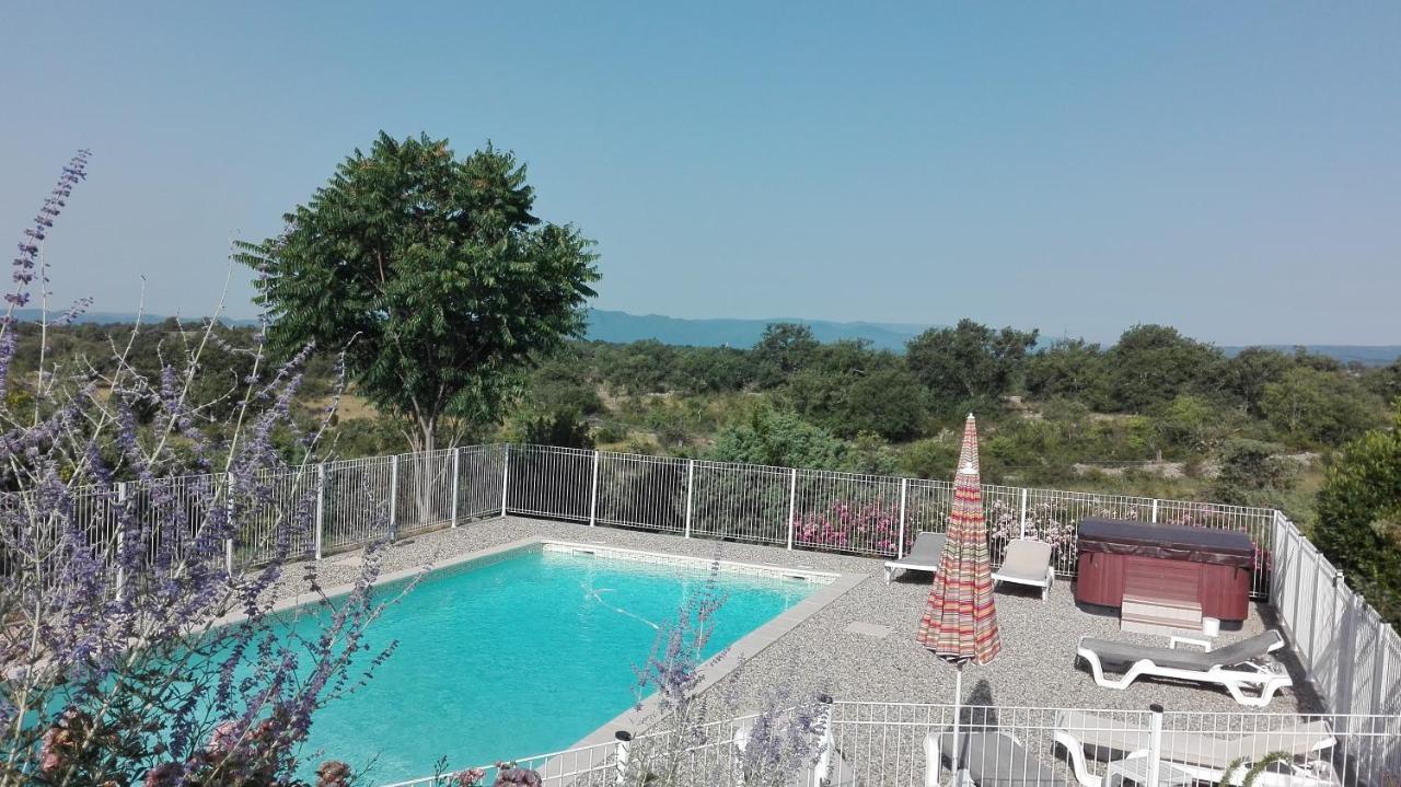 Les Villas De Perret Joyeuse Bagian luar foto