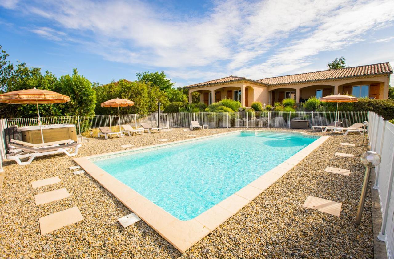Les Villas De Perret Joyeuse Bagian luar foto
