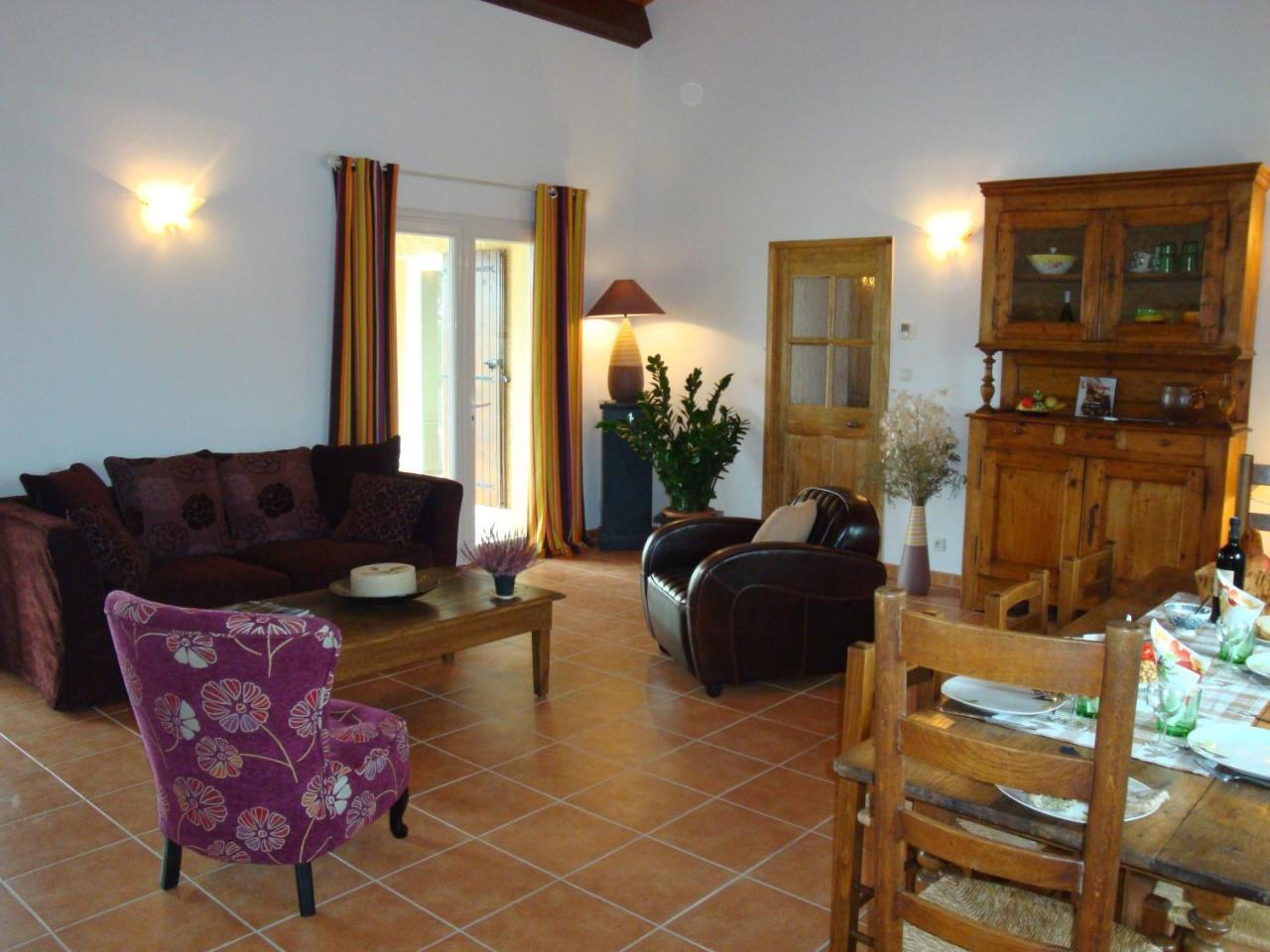 Les Villas De Perret Joyeuse Bagian luar foto