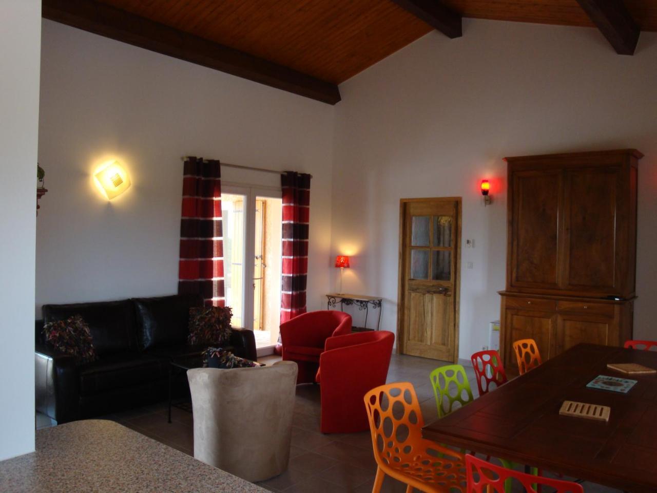 Les Villas De Perret Joyeuse Bagian luar foto