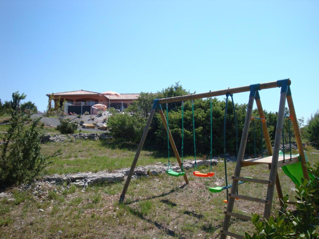 Les Villas De Perret Joyeuse Bagian luar foto