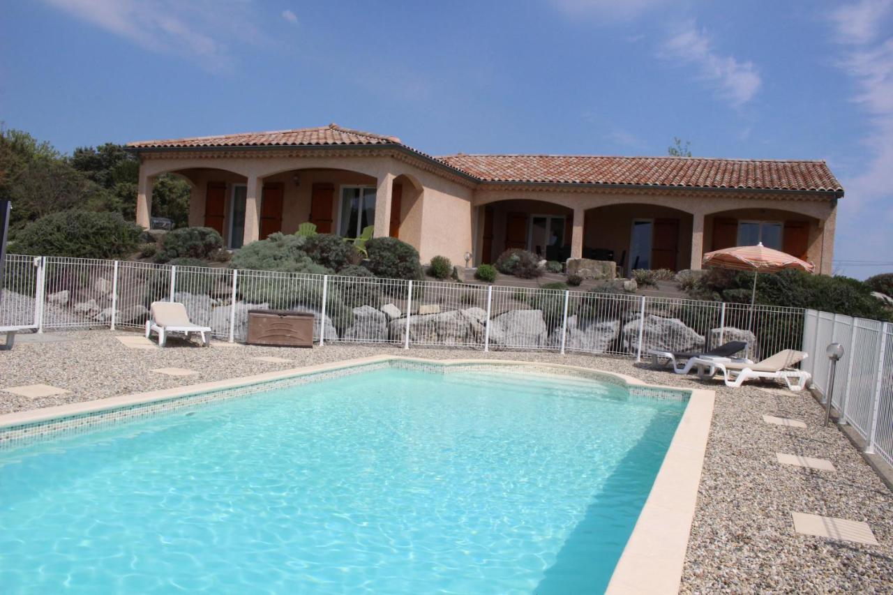 Les Villas De Perret Joyeuse Bagian luar foto