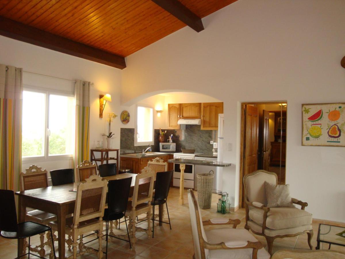 Les Villas De Perret Joyeuse Bagian luar foto