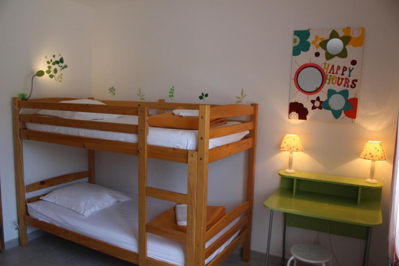 Les Villas De Perret Joyeuse Bagian luar foto